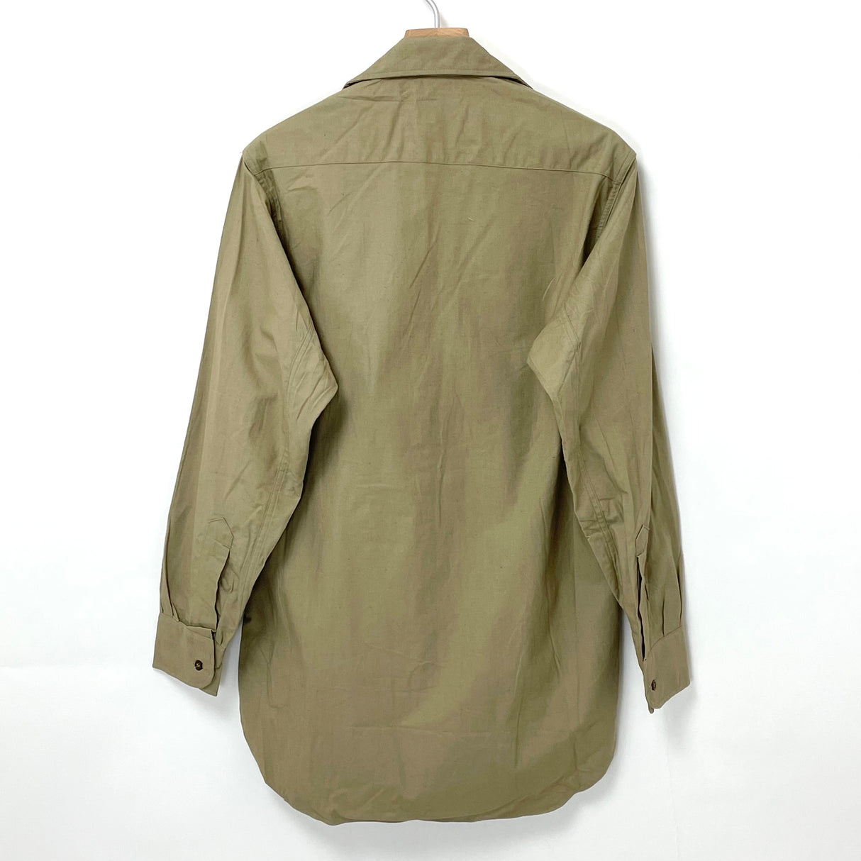 【美品】フランス軍 カーキ ヴィンテージ M-47 チノシャツ【FB-SH-ML0003A-】