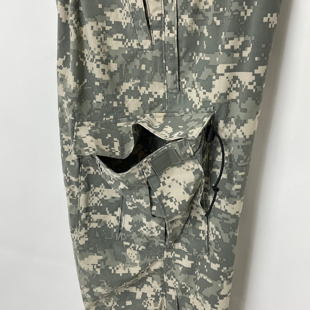 【新品】U.S.ARMY ACU デジタルカモ ECWCS Gen3 Level5 ソフトシェル オーバーパンツ Mサイズ【FB-PT-ML0030S=】