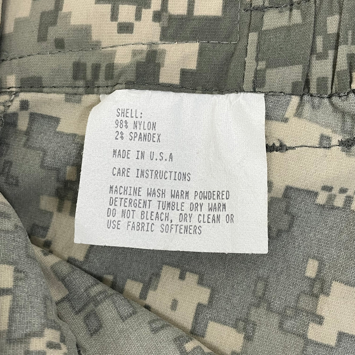 【新品】U.S.ARMY ACU デジタルカモ ECWCS Gen3 Level5 ソフトシェル オーバーパンツ Mサイズ【FB-PT-ML0030S=】