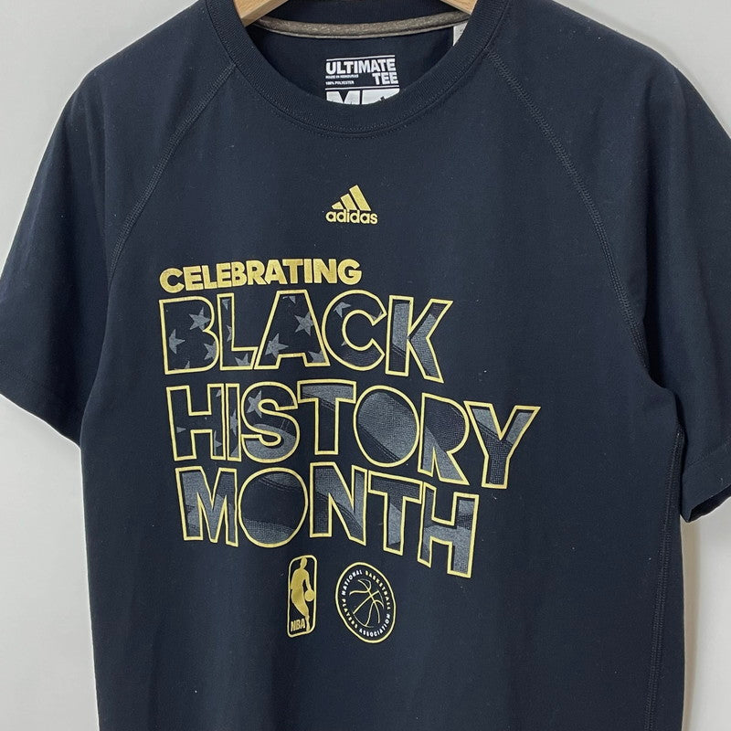 adidas/アディダス NBA ブラック "BLACK HISTORY MONTH" ULTIMATE Tシャツ Mサイズ【FB-TS-0042B-】