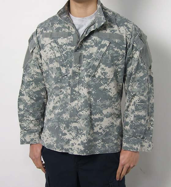 アメリカ軍 ACU デジタルカモ コンバットジャケット USED A3U=