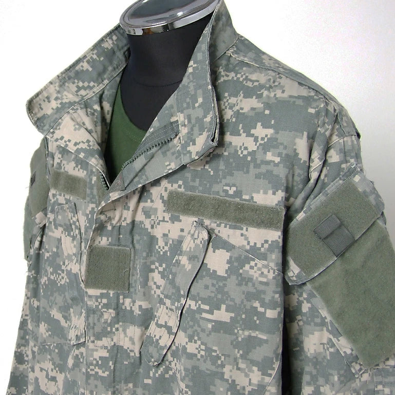 アメリカ軍 ACU デジタルカモ コンバットジャケット USED A3U=