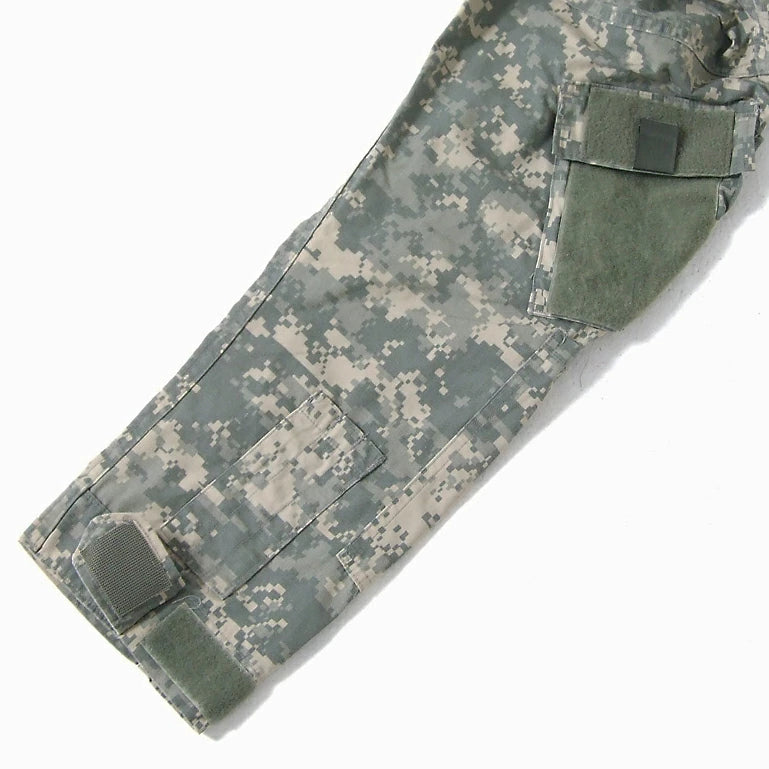 アメリカ軍 ACU デジタルカモ コンバットジャケット USED A3U=