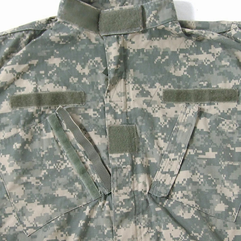 アメリカ軍 ACU デジタルカモ コンバットジャケット USED A3U=