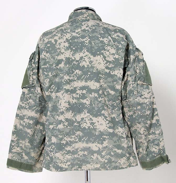 アメリカ軍 ACU デジタルカモ コンバットジャケット USED A3U=