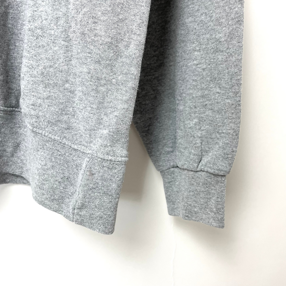 アメリカ海軍 U.S.NAVY グレー スウェットシャツ【FB-SS-ML0007B=】