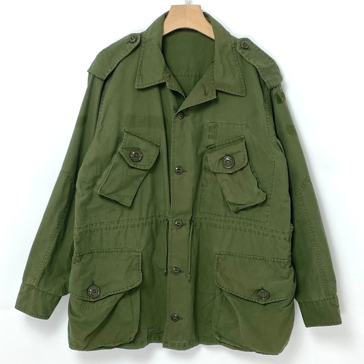 カナダ軍 OG-107 ライトウェイト MK2 コンバットジャケット ワッペン付 USED E12UW=