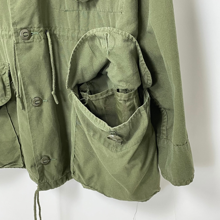 カナダ軍 OG-107 ライトウェイト MK2 コンバットジャケット ワッペン付 USED E12UW=