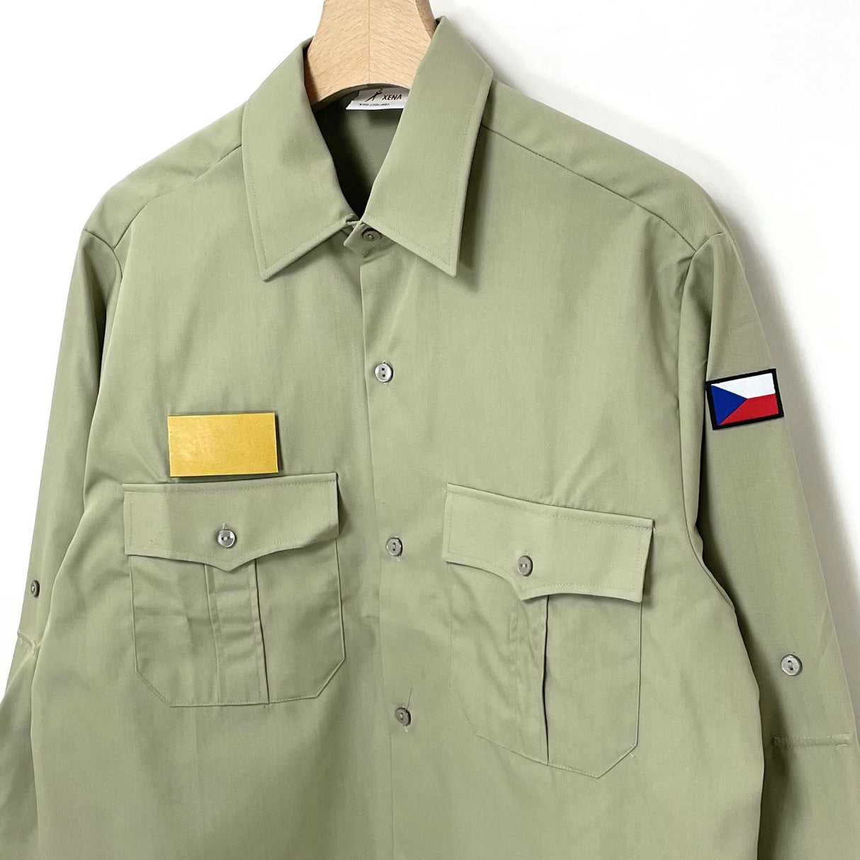 (9/5まで特価)チェコ、サンド、国旗付きサービスシャツ(新品)E97N=