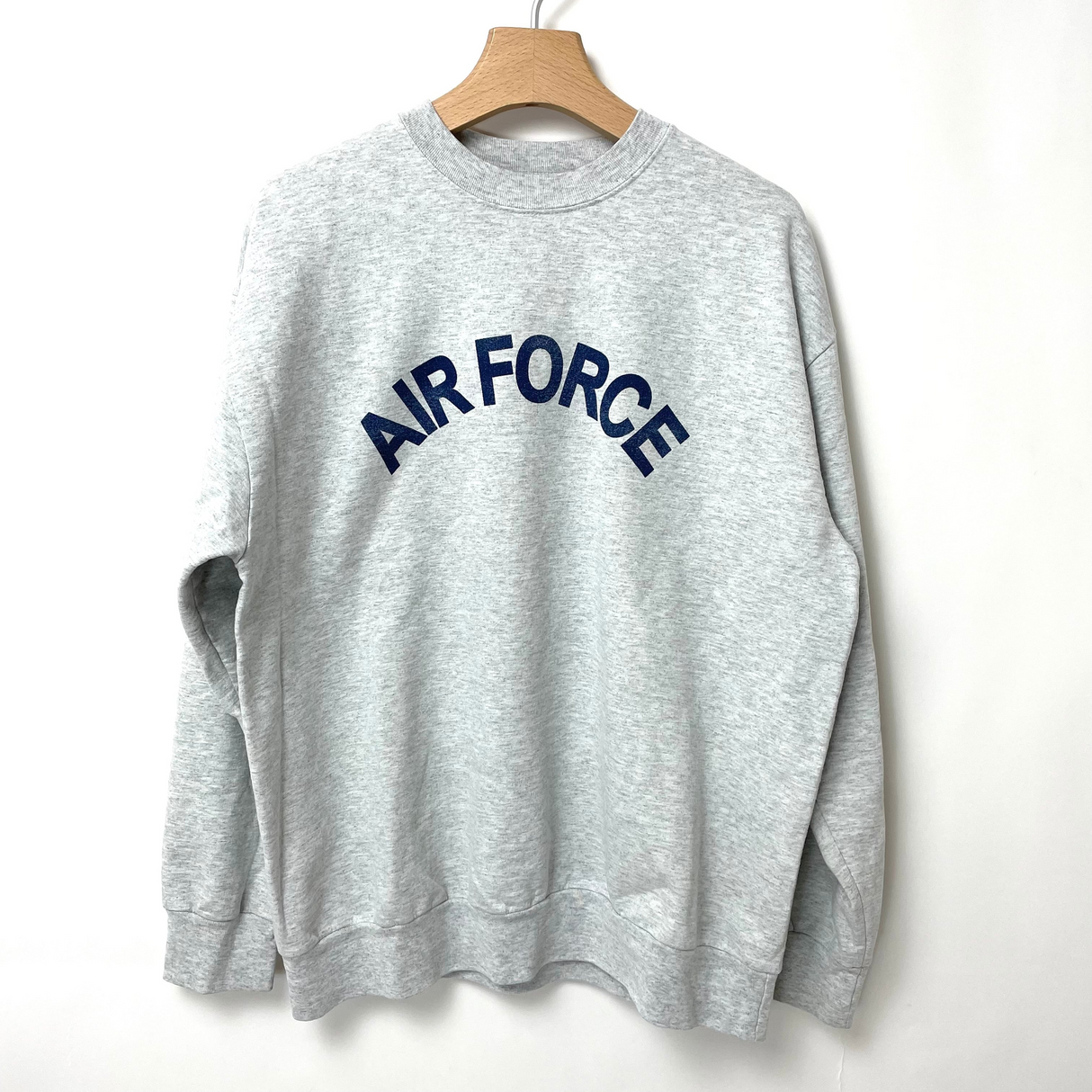 【訳あり】アメリカ空軍 U.S.AIR FORCE グレー スウェットシャツ【FB-SS-ML0013D=】