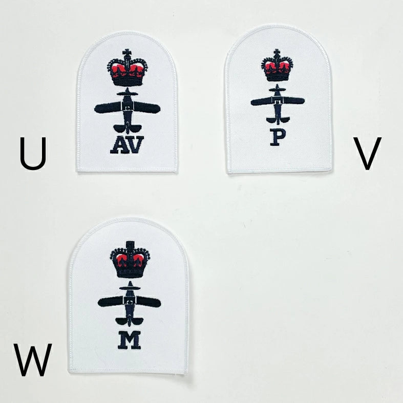 イギリス海軍 ROYAL NAVY ホワイト 部隊章ワッペン 新品 SAILOR-UK-