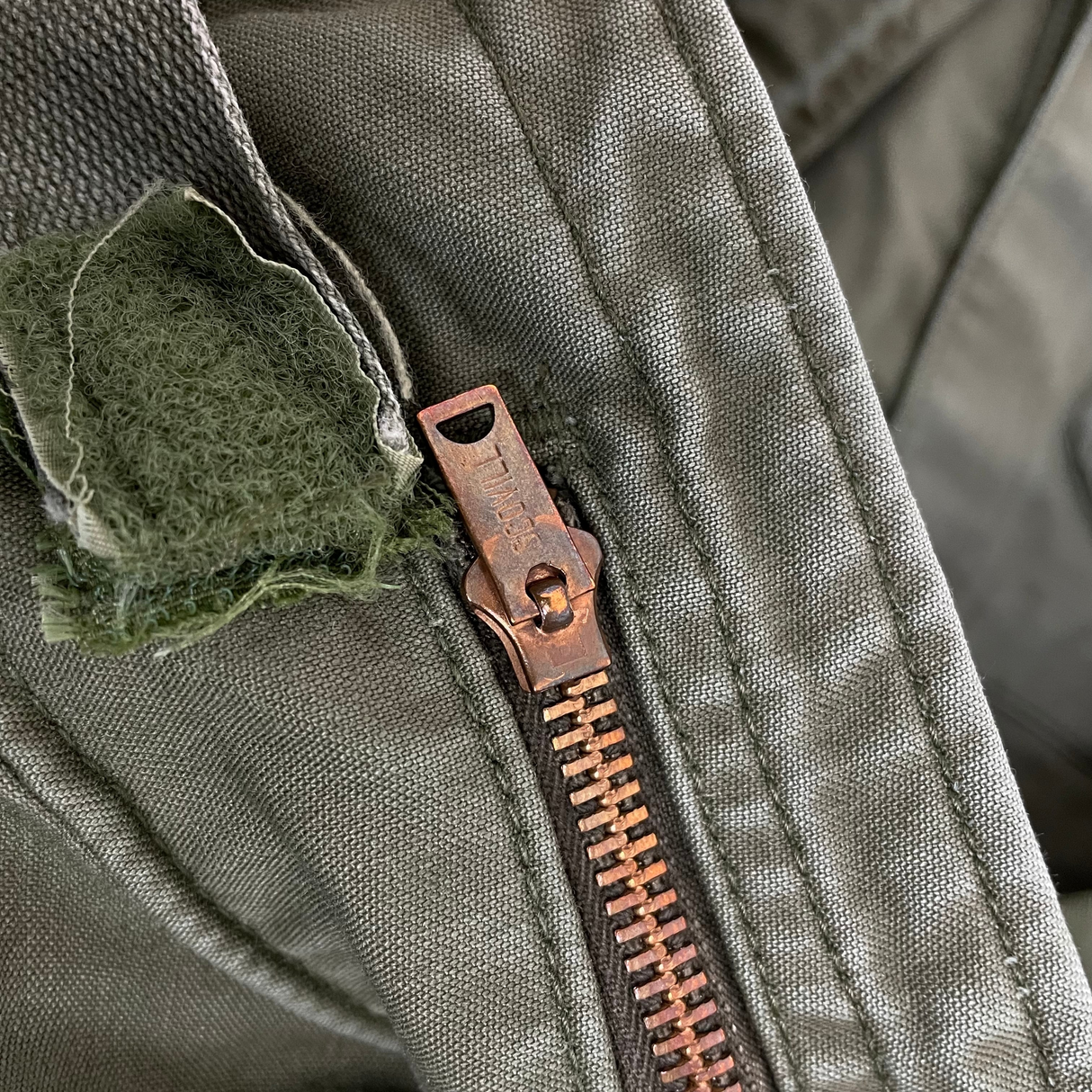 ALPHA INDUSTIRES/アルファインダストリーズ U.S.ARMY OD M-65 フィールドジャケット 3rdモデル S/Rサイズ【FB-JK-ML0052C】