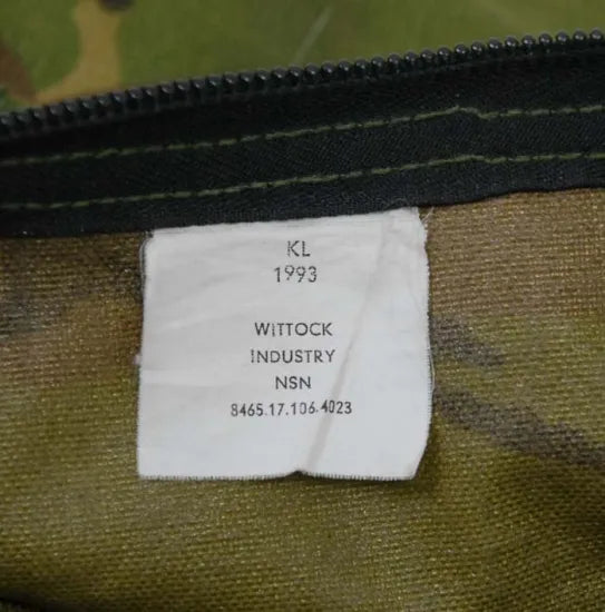 オランダ軍 カモフラージュ シリンダーバッグ USED =