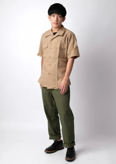 アメリカ海兵隊 USMC カーキ 半袖ドレスシャツ 新品 -