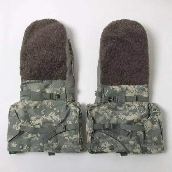 アメリカ軍 ACU デジタルカモ キルティングライナー付 極寒地用ミトングラブ USED 21AU=