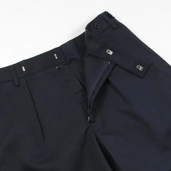 イギリス軍 Tri-Service ネイビー ベルトループ付 PTI ショートパンツ 新品 210NB-