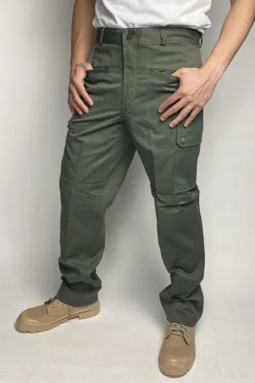 スモール特価、フランス空軍 エアフォース OD アビエイターパンツ 新品 =