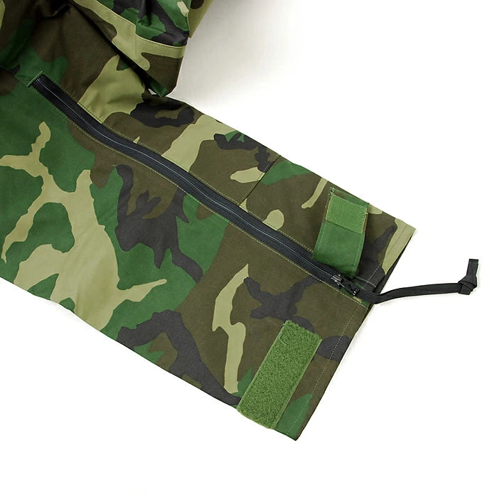 スモール特価】アメリカ軍 ウッドランドカモ GORE-TEX ECWCS オーバー スモール特価】アメリカ軍 ウッドランドカモ GORE-TEX ECWCS オーバー