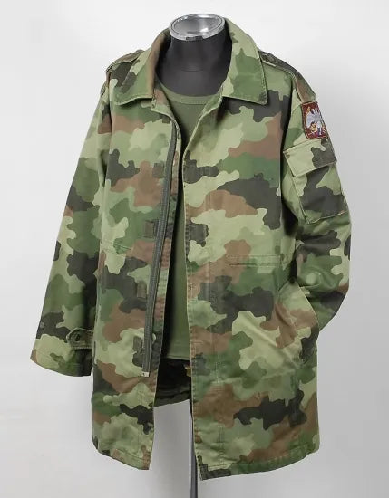セルビア軍 カモフラージュ 2ポケット フィールドパーカー USED ワッペン・ライナー付