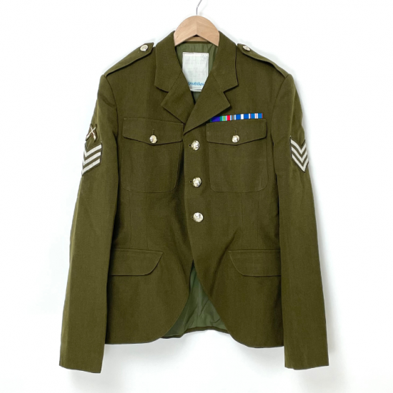 【1点物】イギリス軍 SCOTTISH REGTS No.2 ドレスジャケット サイズ表記188/104 USED UK244U