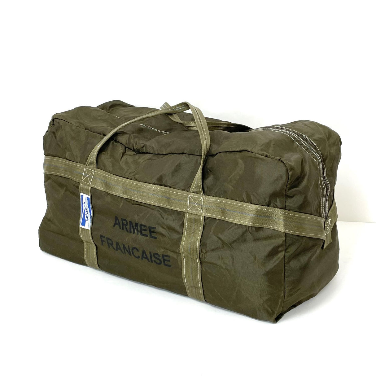 (8/19まで特価)80-90s フランス軍 AERAZUR パラシュートバッグ 65L（上質USED）235N3