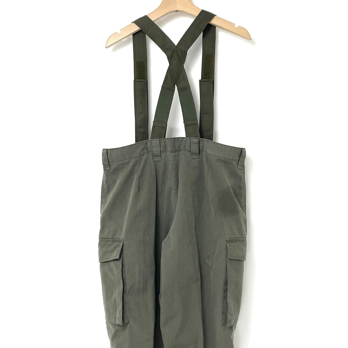 オーストリア軍 OD リップストップ（サスペンダー付） カーゴパンツ USED 742UR-SUS=
