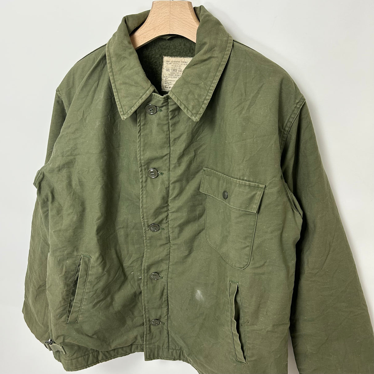 【超希少なLサイズ】79年製 アメリカ海軍 U.S.NAVY OD A-2 デッキジャケット 後期型 Lサイズ【FB-JK-ML0010B】