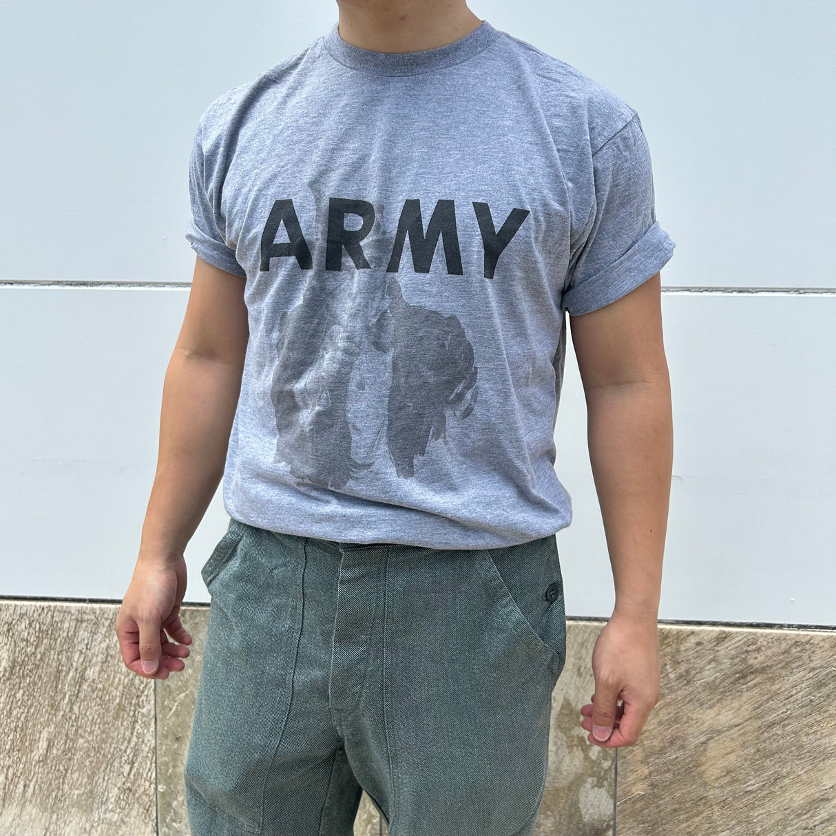 アメリカ軍 U.S.ARMY グレー "アンクルサム" IPFU リメイクTシャツ【FB-TS-ML0007B-】