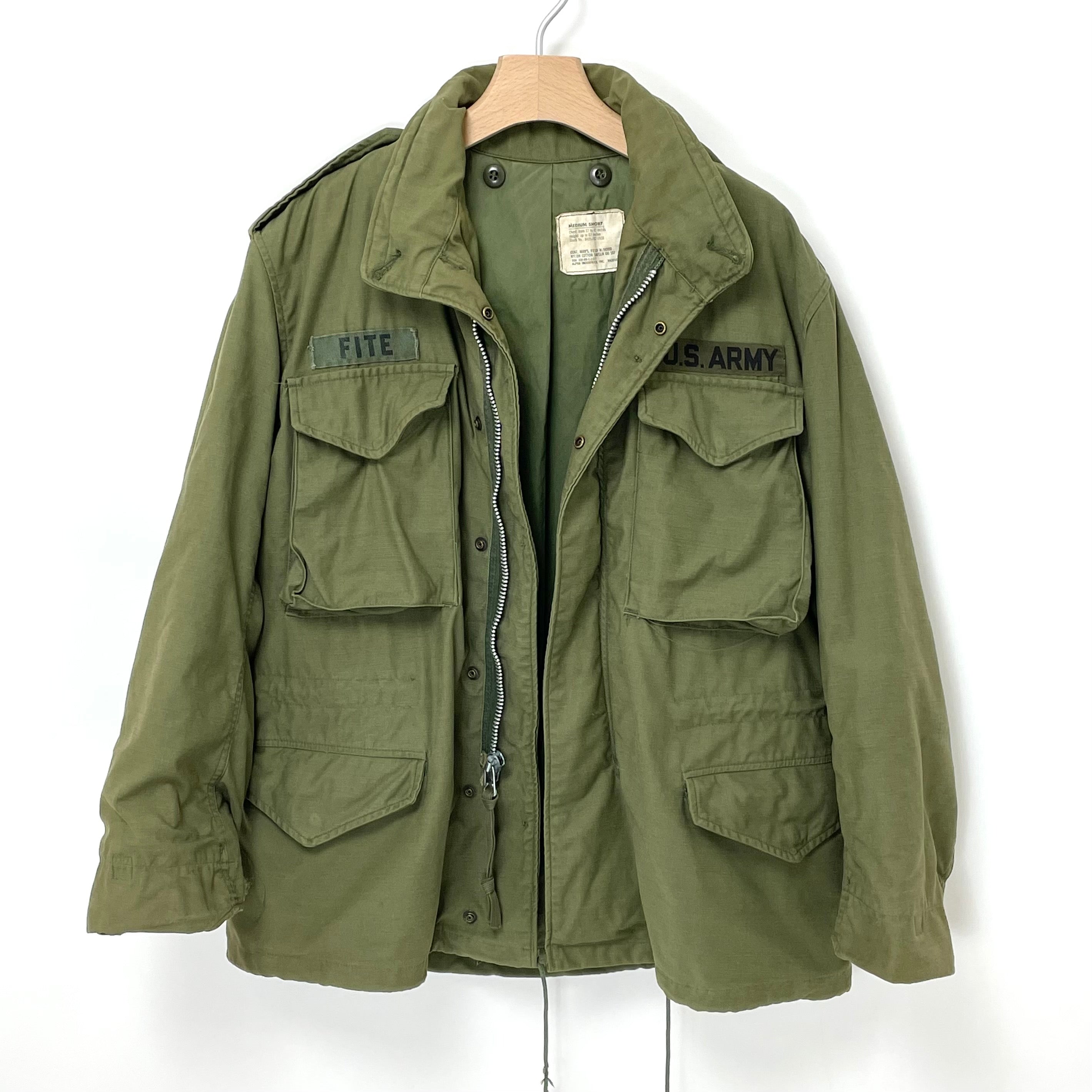 2nd モデル】アメリカ軍 OD M-65 フィールドジャケット ワッペン付