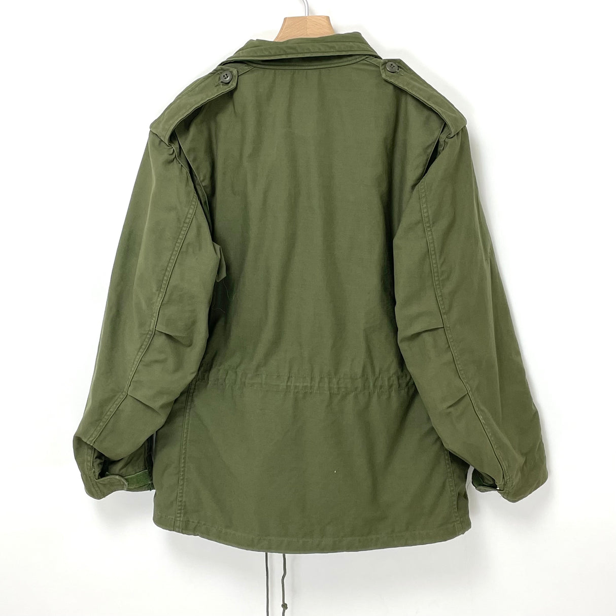【3rd&4th モデル】アメリカ軍 OD M-65 フィールドジャケット ワッペン付 USED A5UW