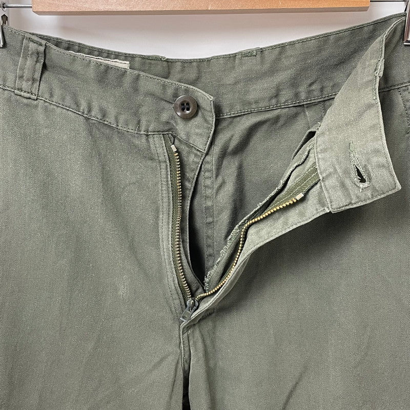 パラシュートパンツ　84M フランス軍　軍パン DEADSTOCK