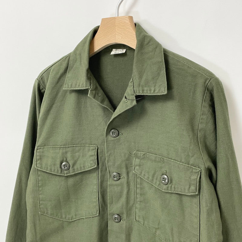 【美品・希少サイズ】70s アメリカ軍 U.S.ARMY OG-107 コットンサテン ユーティリティー ファティーグシャツ 4thモデル サイズ表記15.5X31【FB-SH-ML0007A=】