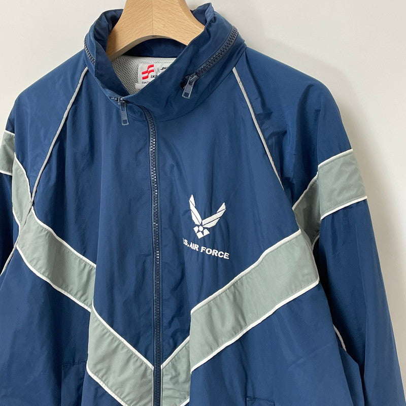 【美品】アメリカ空軍 USAF エアフォースブルー PTU トレーニングジャケット 前期型【FB-JK-ML0021A=】