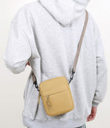 (12/31まで特価) ＵＳ．携帯 ショルダーバッグ 新品 A101N-