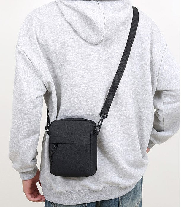 (12/31まで特価) ＵＳ．携帯 ショルダーバッグ 新品 A101N-