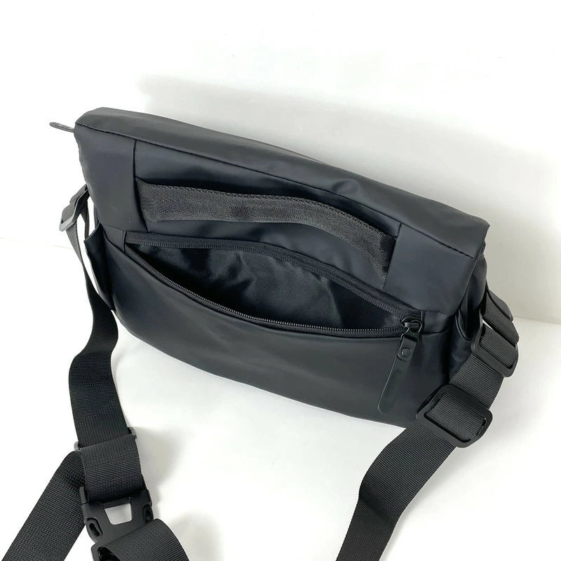 ＵＳ．ハーフムーン防水 バッグ 新品 A103N=