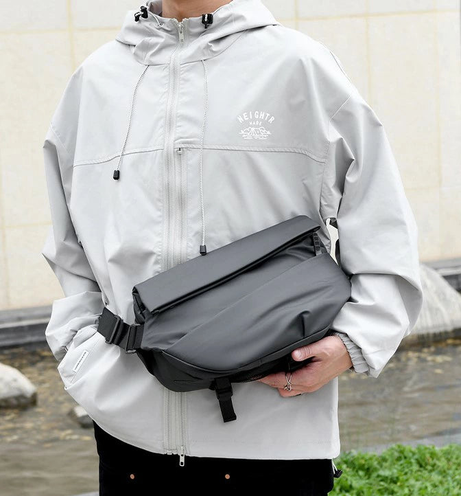 ＵＳ．ハーフムーン防水 バッグ 新品 A103N=