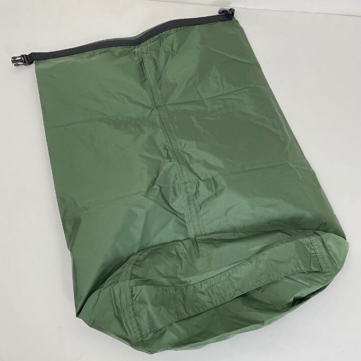 イギリス軍 OD 22L ドライバッグ 新品 B18N-