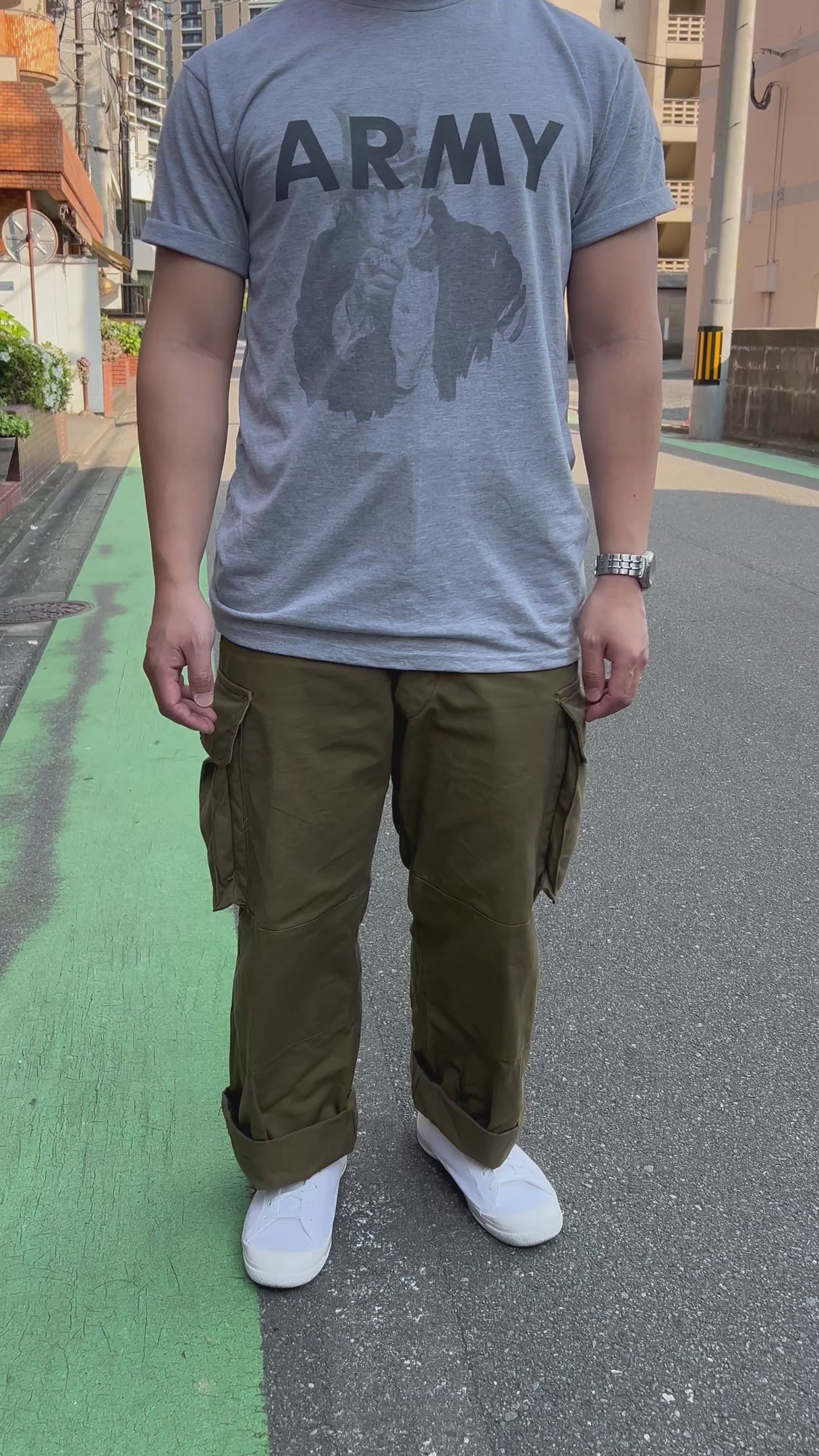 アメリカ軍 U.S.ARMY グレー "アンクルサム" IPFU リメイクTシャツ【FB-TS-ML0007B-】