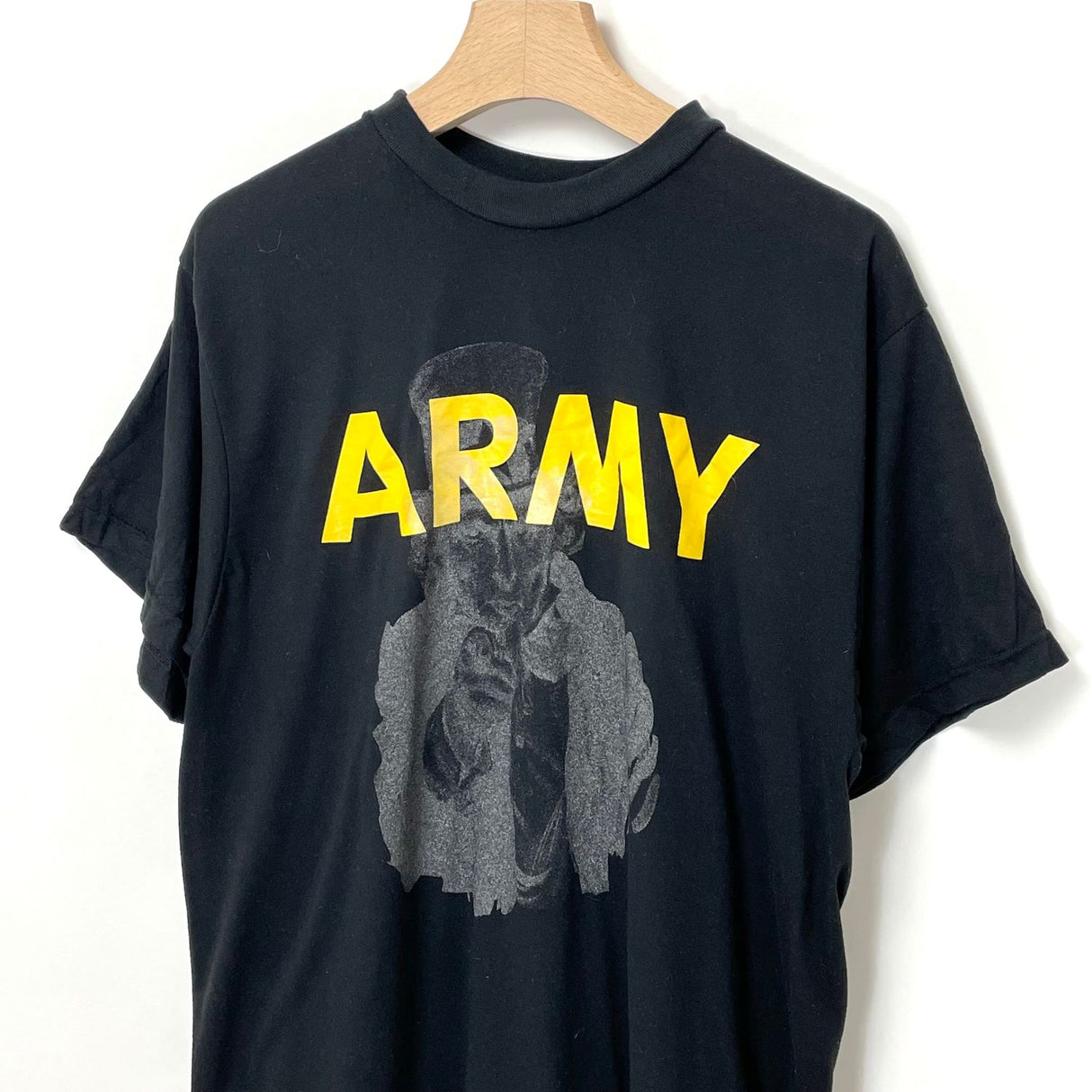 USED 米軍実物 U.S.ARMY ブラック 後期型 APFU トレーニングTシャツ / アメリカ軍 陸軍 ミリタリー 軍物 軍モノ 古着MIX Tシャツ 半袖 吸汗速乾 ドライ ロゴ プリント 古着 中古 アメカジ ストリート メンズ レディース【T45BU-SAM-】