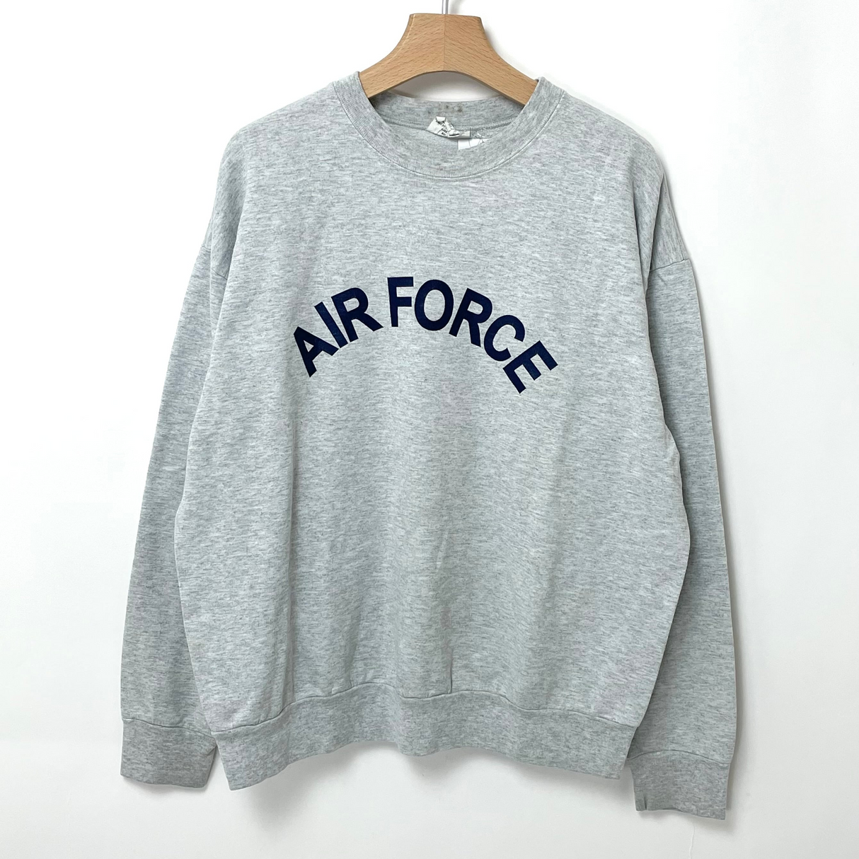 【訳あり】アメリカ空軍 U.S.AIR FORCE グレー スウェットシャツ【FB-SS-ML0013D=】